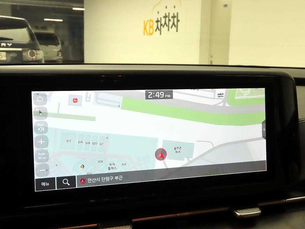 KIA Carnival - Vista 9