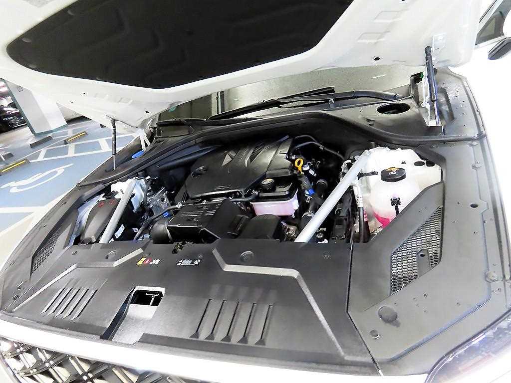 Genesis GV70 2025 Blanco - Importación desde Corea - HF Imports Iquique - Foto 19