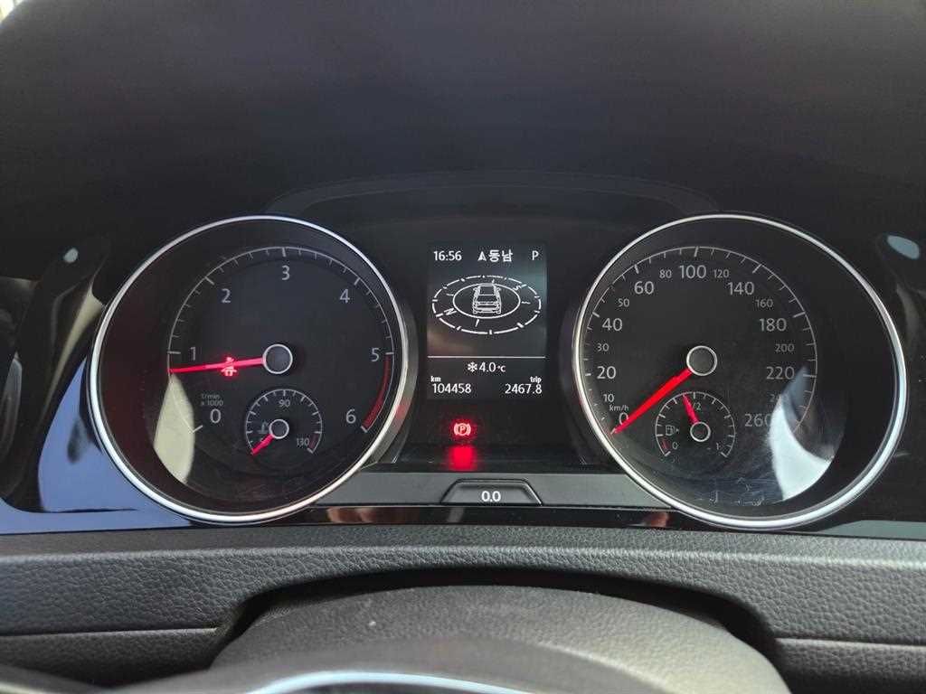 Volkswagen Golf - Vista 9