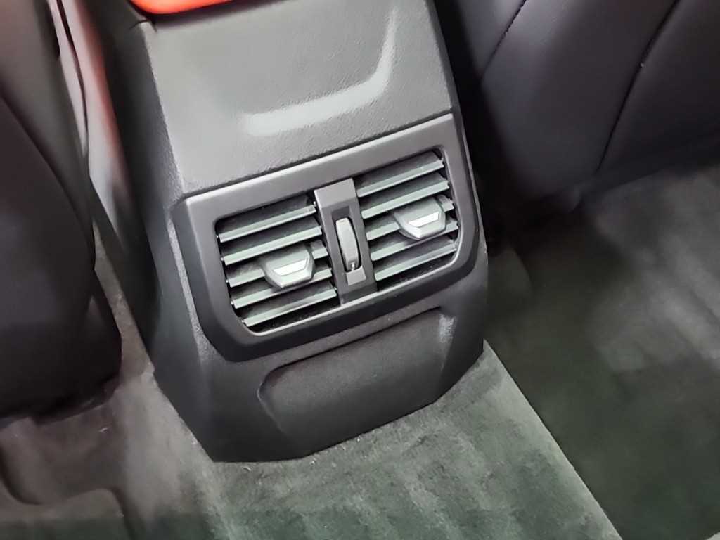 BMW 1 series 2022 Blanco - Importación desde Corea - HF Imports Iquique - Foto 13