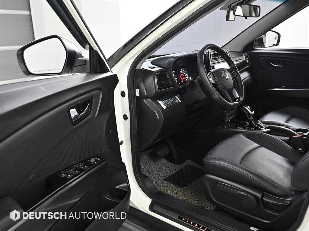 Ssangyong Tivoli - Vista 11