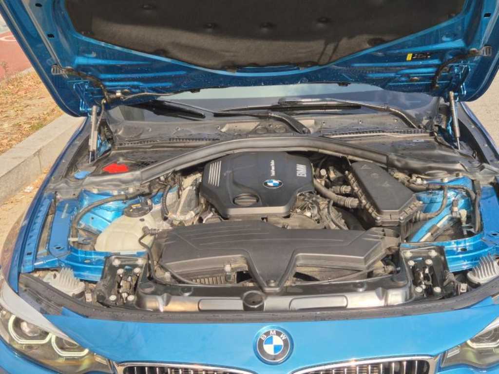 BMW 4 Series - Vista 9