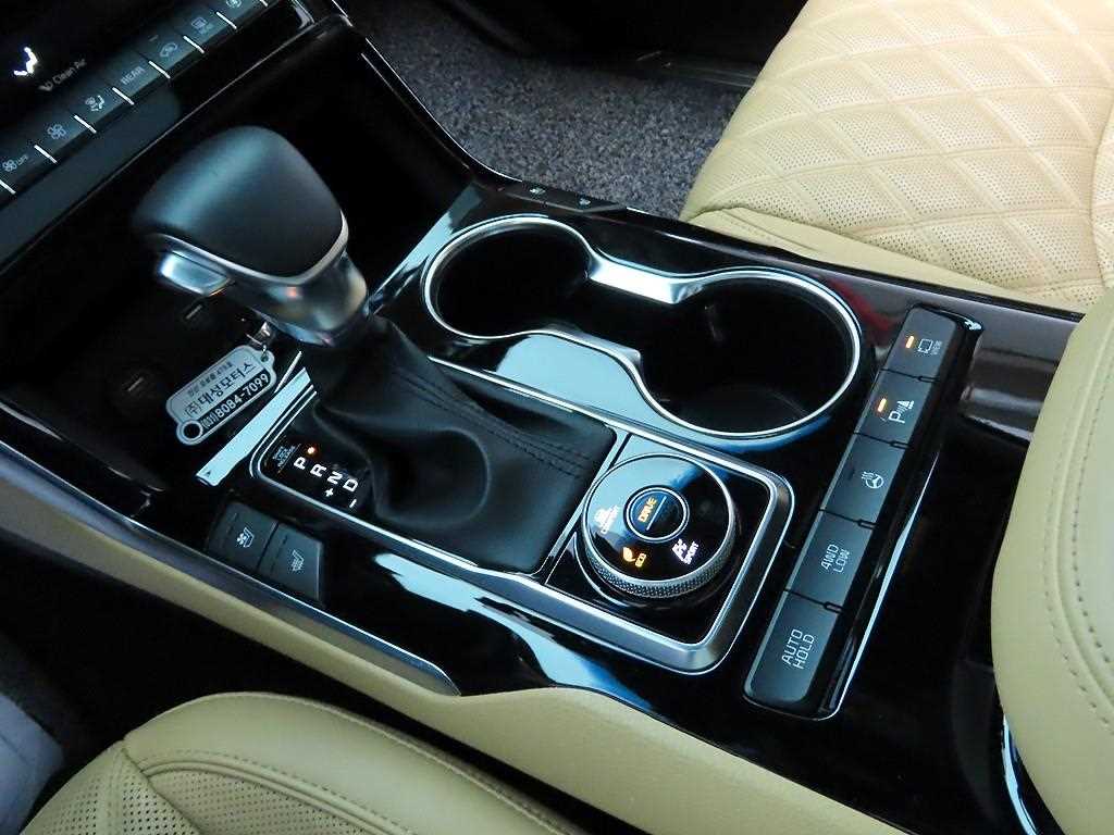 KIA Mohave - Vista 10