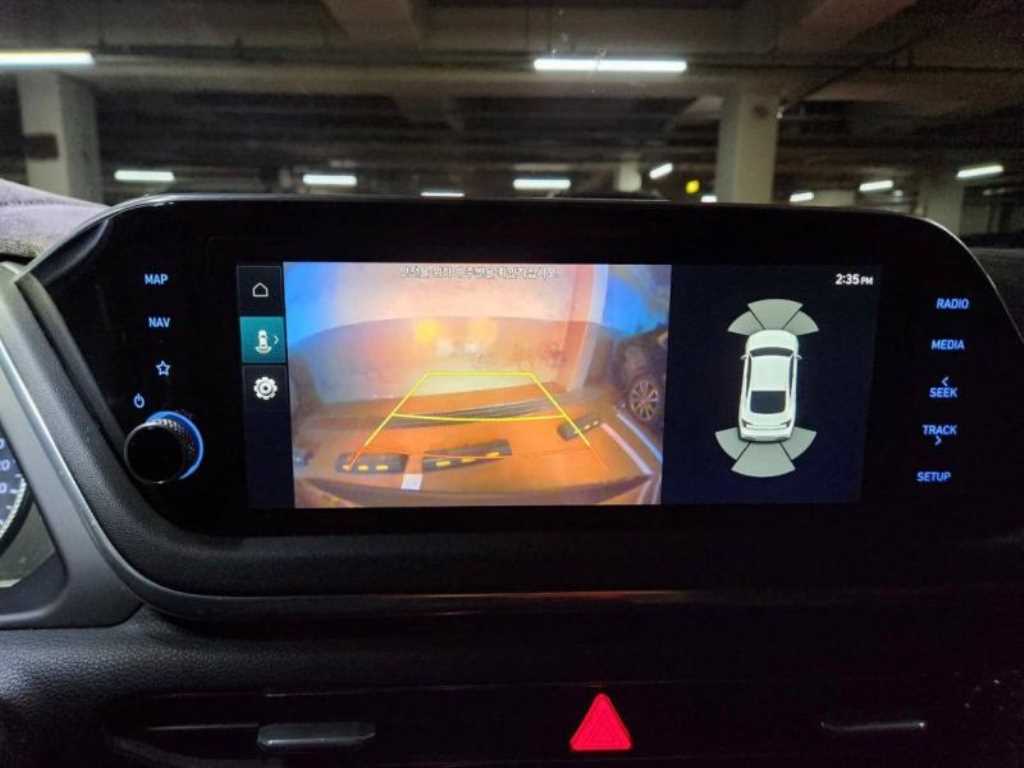 HYUNDAI Sonata - Vista 10