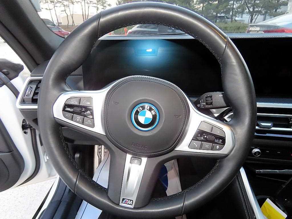 BMW i4 - Vista 9