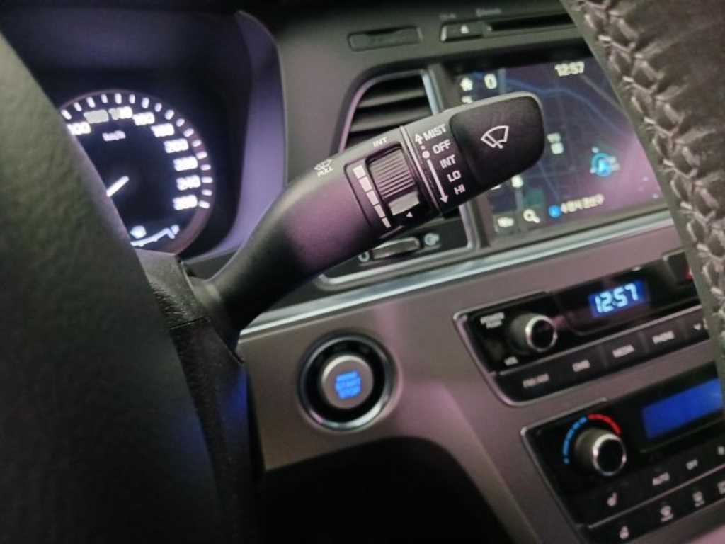 HYUNDAI Sonata 2015 Blanco - Importación desde Corea - HF Imports Iquique - Foto 17