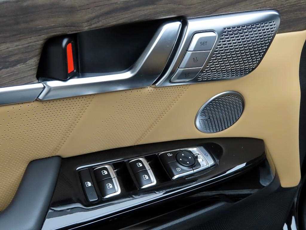 KIA Mohave - Vista 11