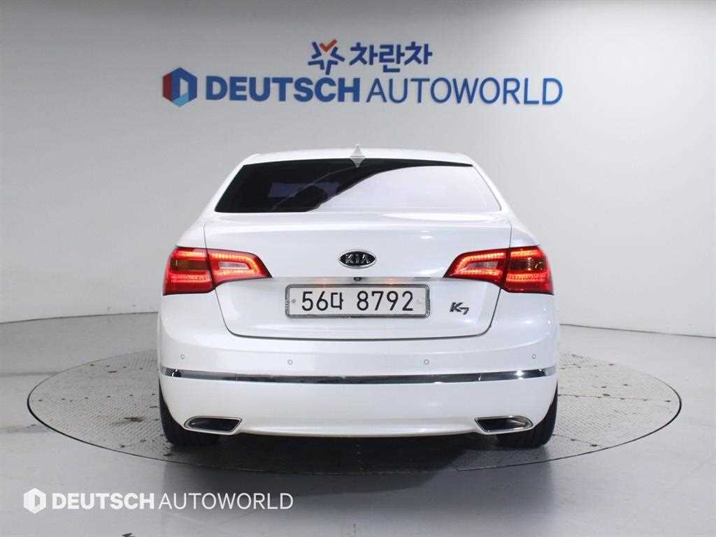 KIA K7 - Vista 4