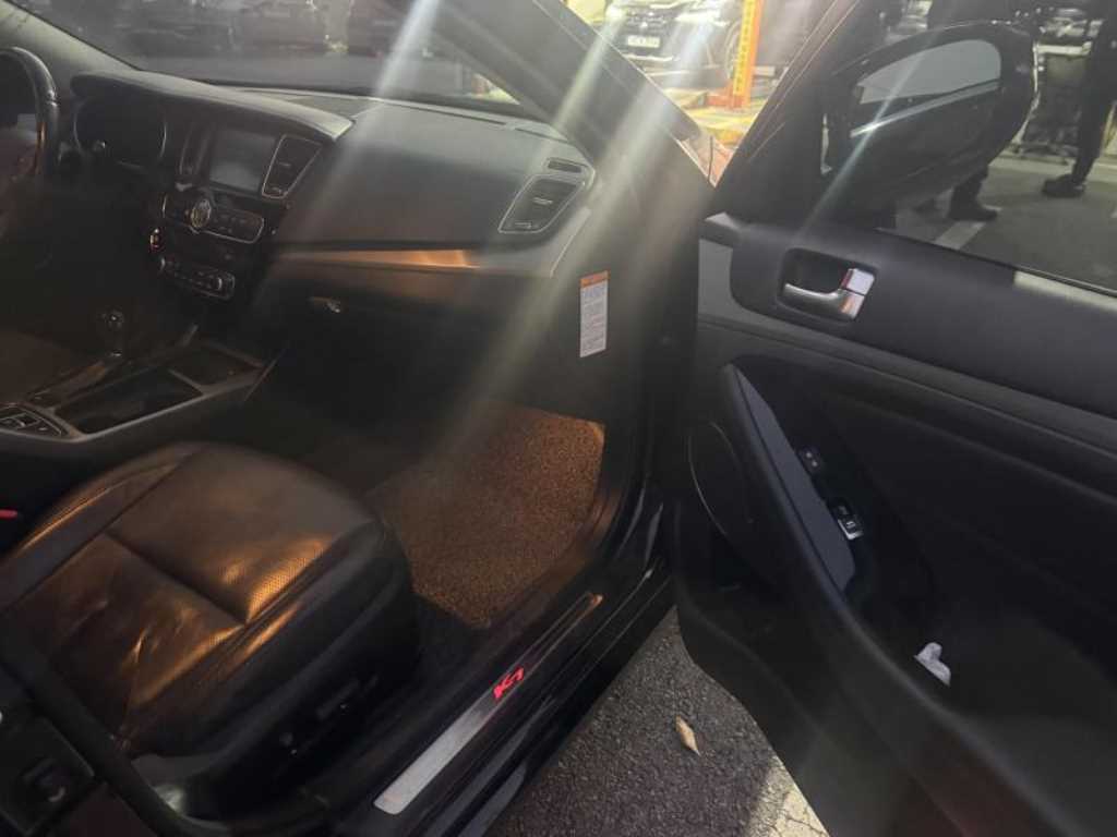 KIA K7 - Vista 5