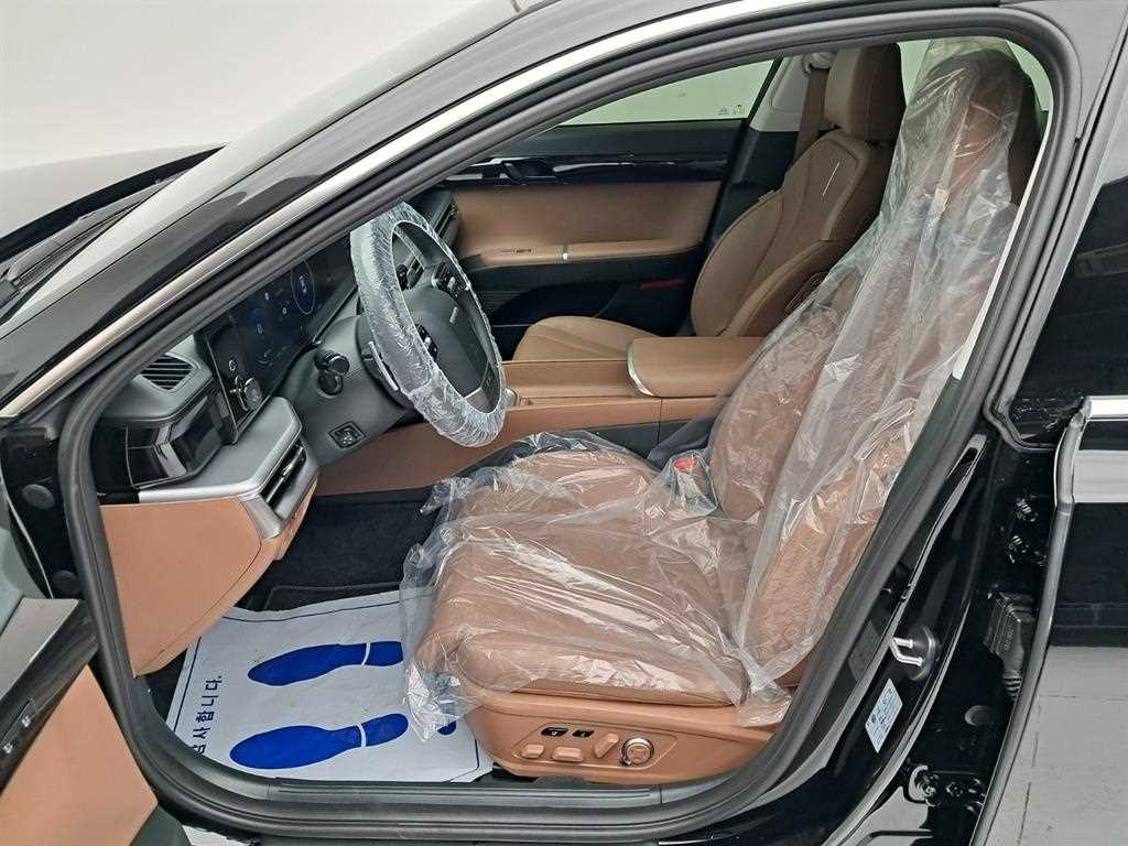 HYUNDAI Grandeur - Vista 11