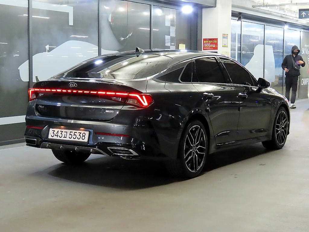 KIA K5 - Vista 4