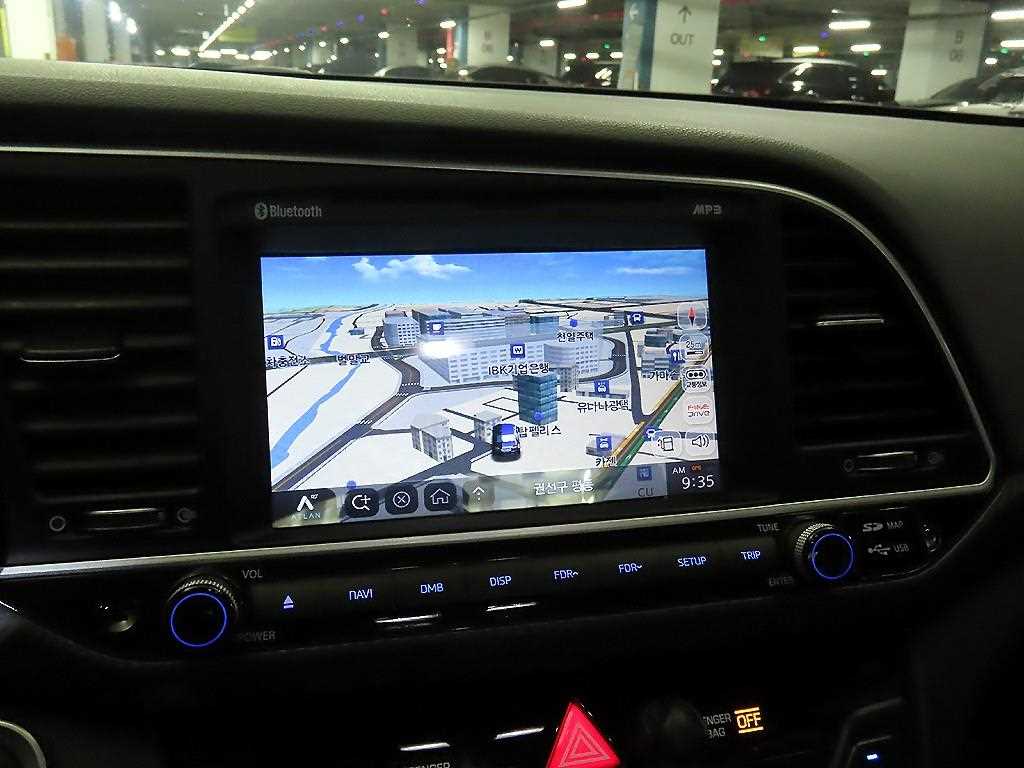 HYUNDAI Avante 2018 Gris - Importación desde Corea - HF Imports Iquique - Foto 13