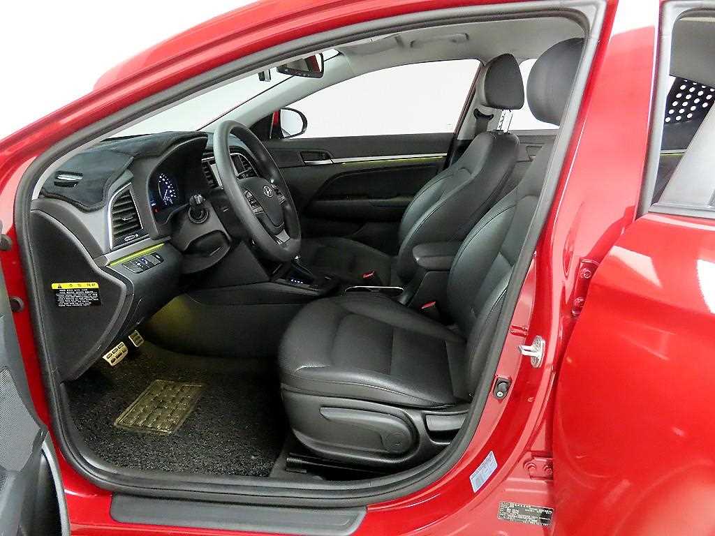 HYUNDAI Avante 2018 - Importación desde Corea - HF Imports Iquique - Foto 13