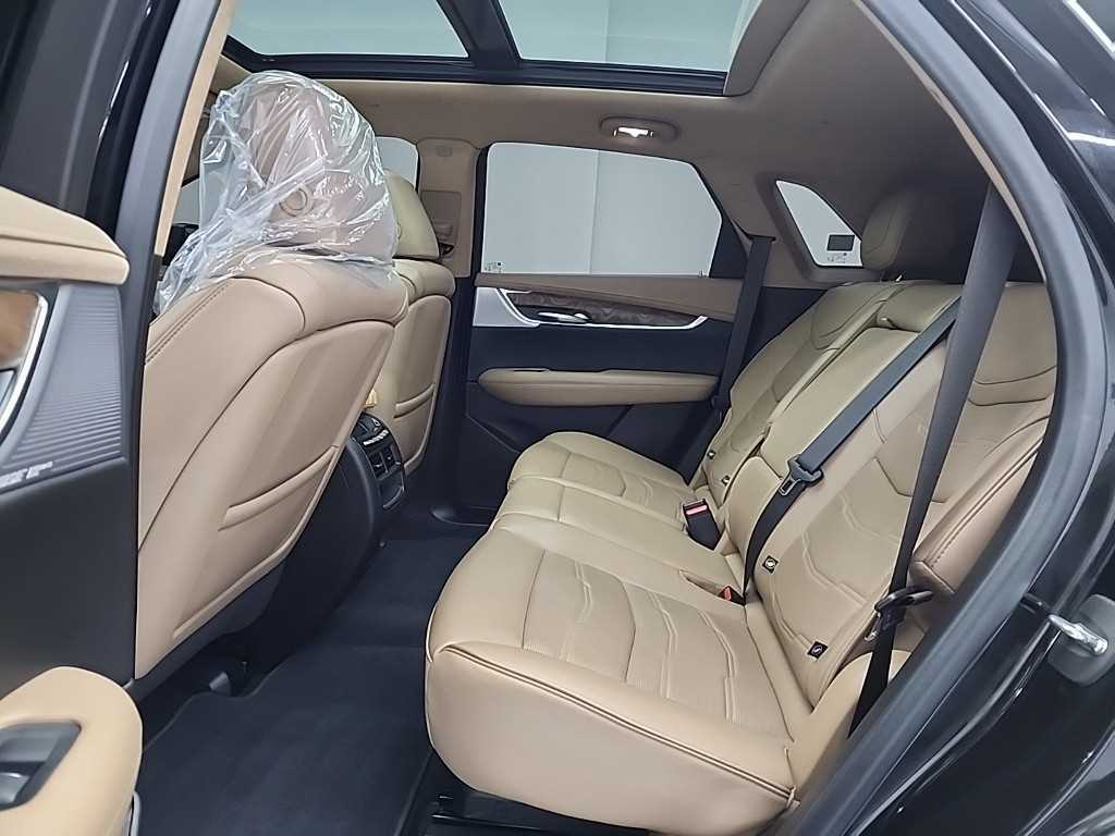 Cadillac XT5 - Vista 12