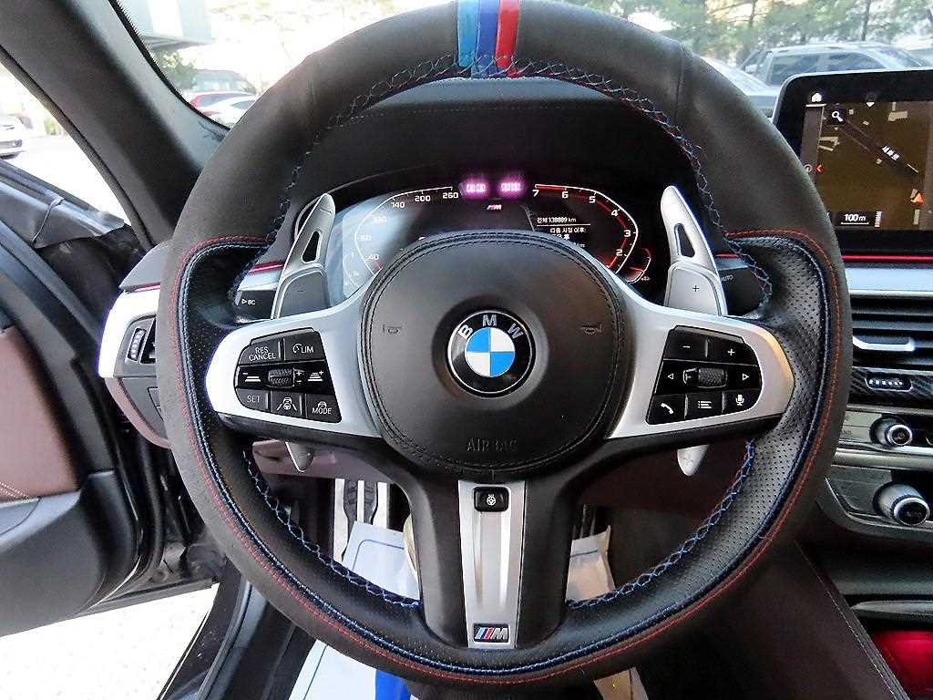 BMW 5 Series - Vista 8