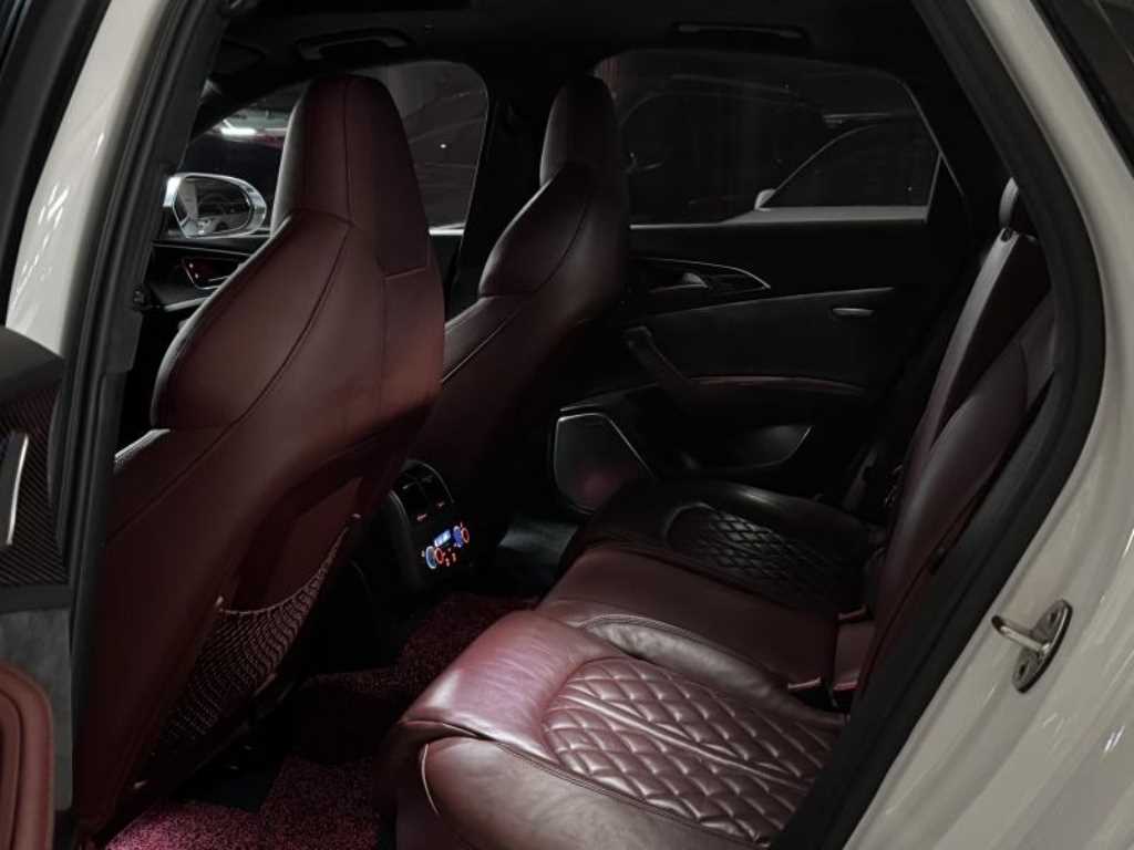 Audi S6 - Vista 11