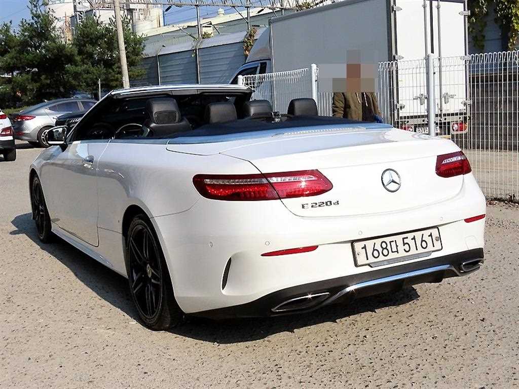 Mercedes Benz E class - Vista 7