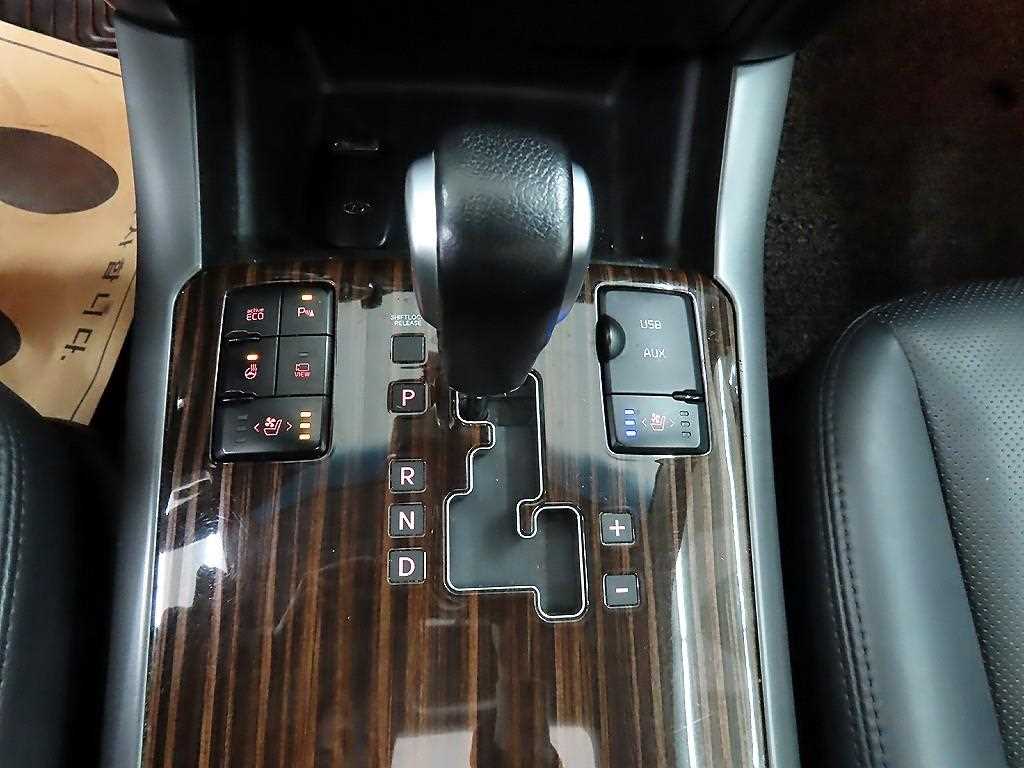 KIA Mohave - Vista 10