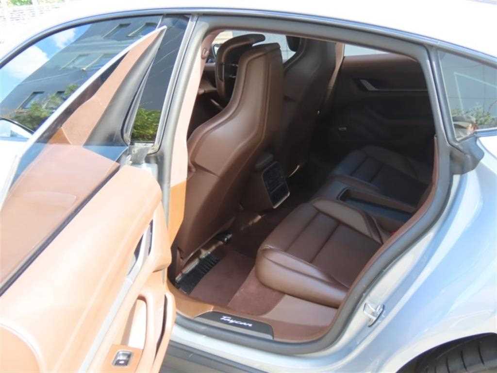 Porsche Taycan 2021 Plateado - Importación desde Corea - HF Imports Iquique - Foto 13