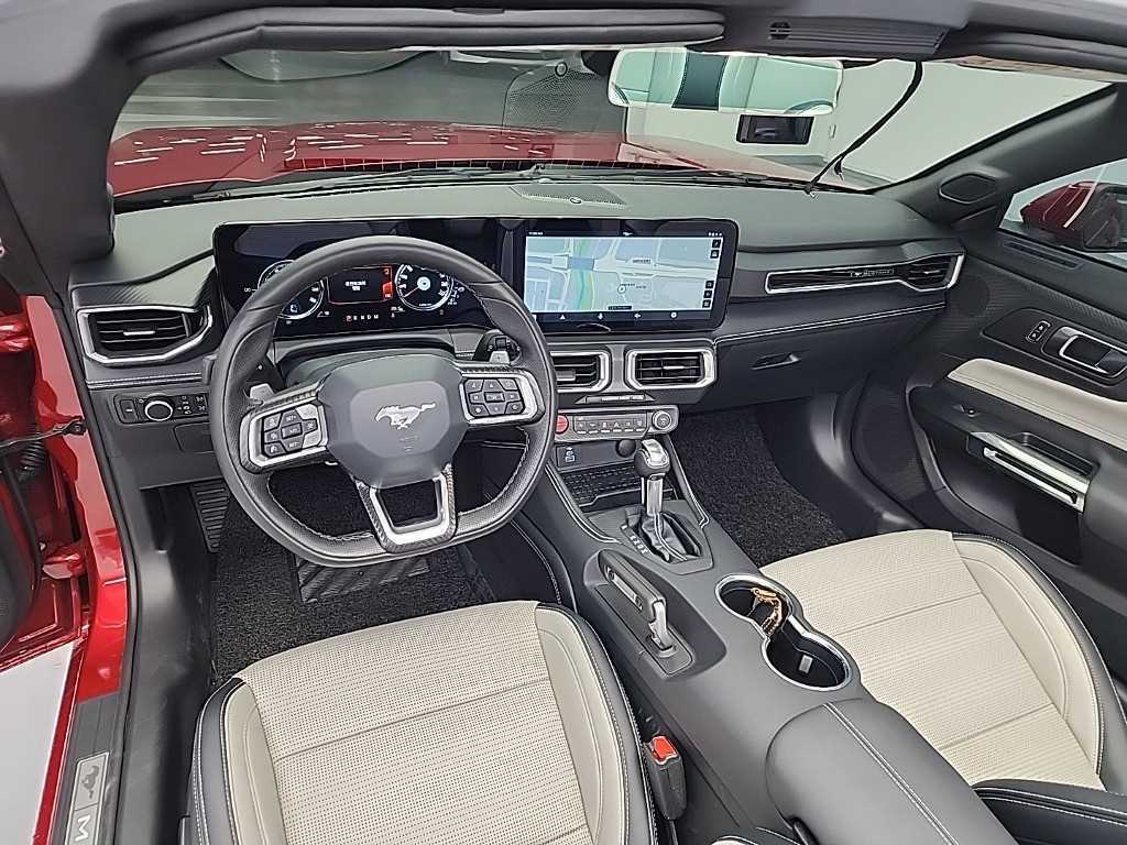 Ford Mustang - Vista 7