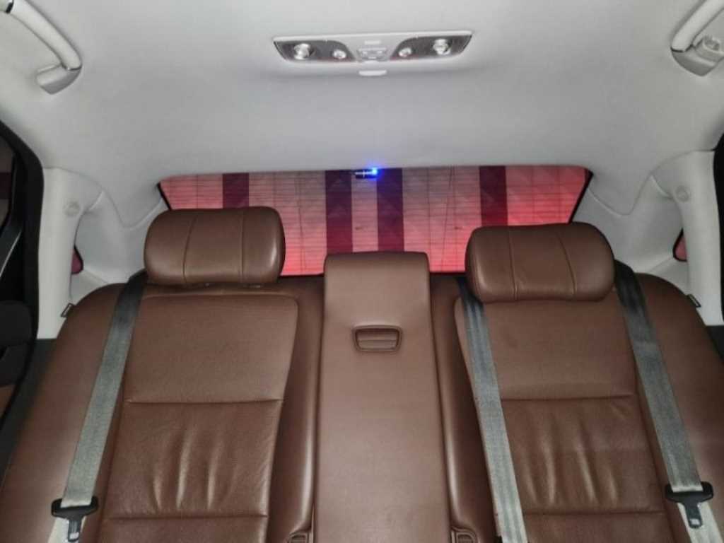 HYUNDAI Equus - Vista 12