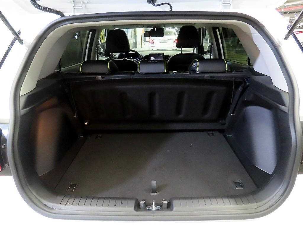 HYUNDAI Venue 2023 Blanco - Importación desde Corea - HF Imports Iquique - Foto 18