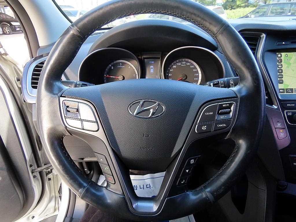 HYUNDAI Santa Fe - Vista 8