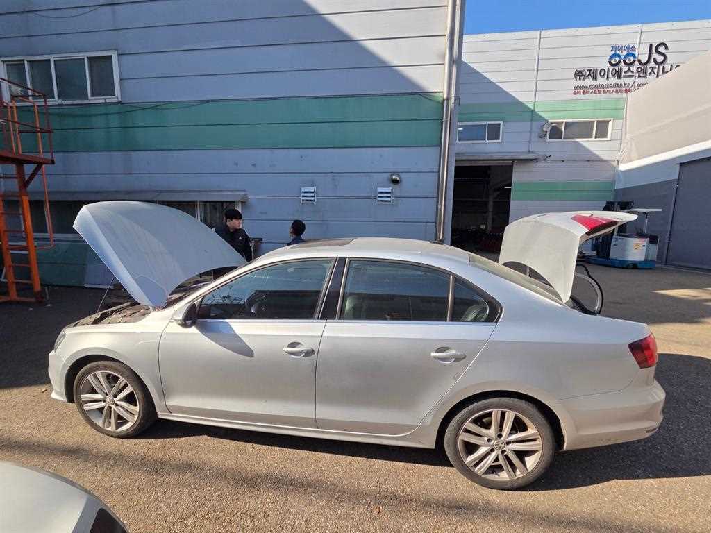 Volkswagen Jetta - Vista 2