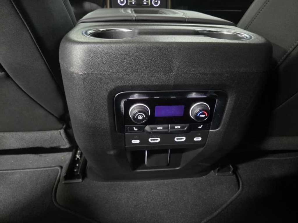 Chevrolet Tahoe 2023 Negro - Importación desde Corea - HF Imports Iquique - Foto 16