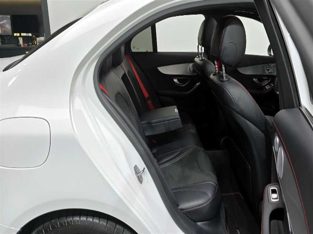 Mercedes Benz C Class - Vista 10