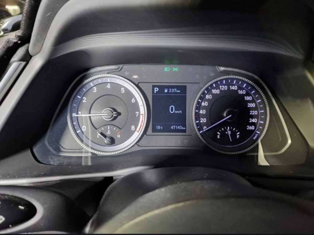 HYUNDAI Sonata - Vista 5