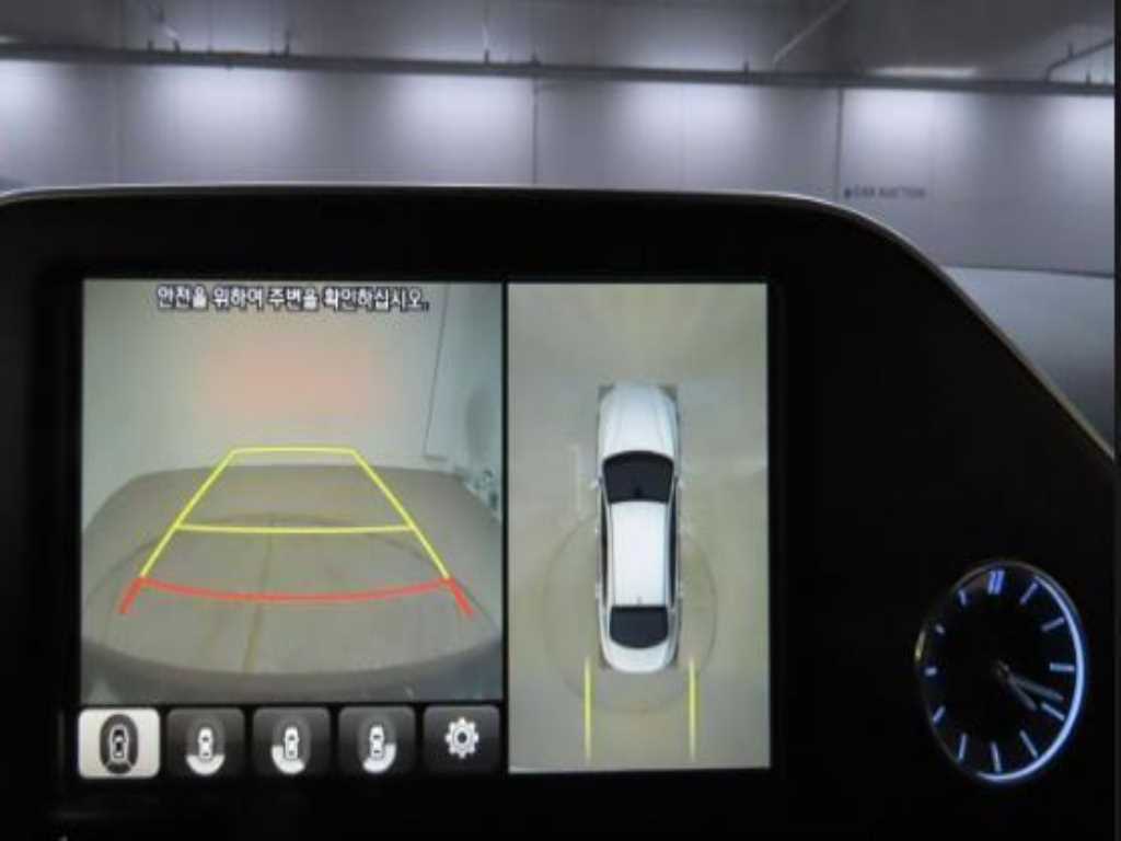 HYUNDAI Grandeur - Vista 4