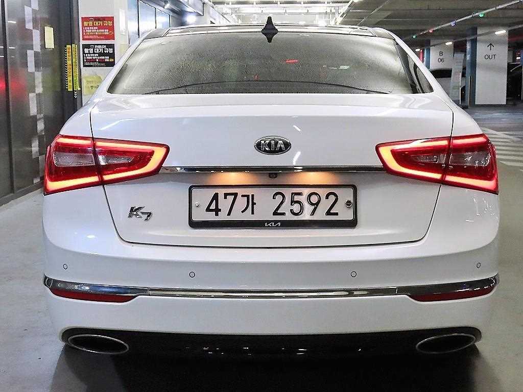 KIA K7 - Vista 5