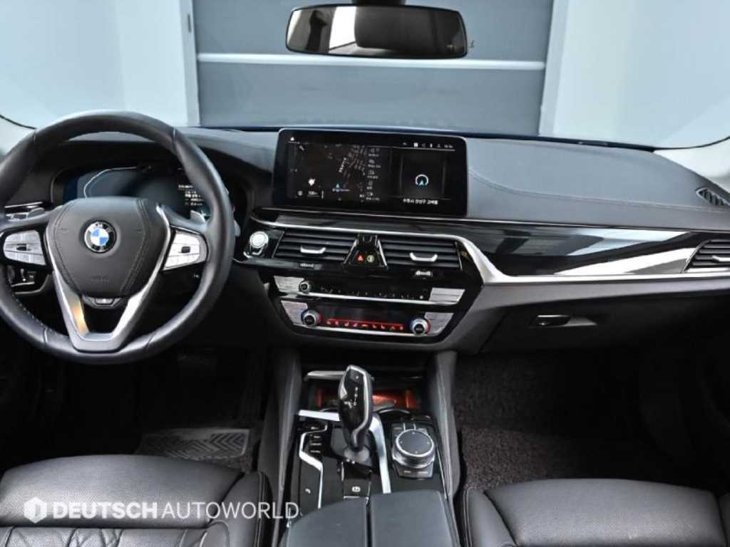 BMW 5 Series - Vista 7