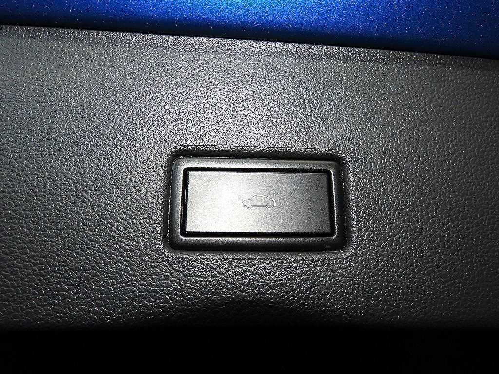 Volkswagen T-Roc 2021 Azul - Importación desde Corea - HF Imports Iquique - Foto 16