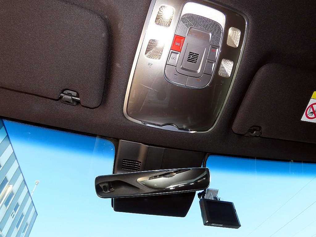 Genesis GV70 2025 Gris - Importación desde Corea - HF Imports Iquique - Foto 14