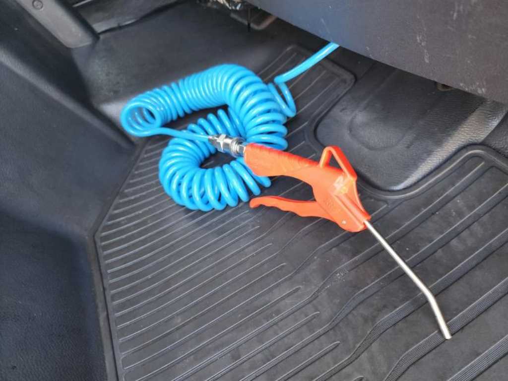 medium and large cargo truck - Vista 12