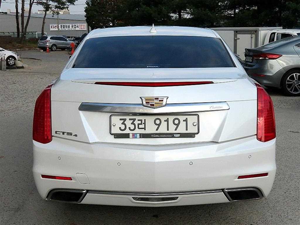 Cadillac CTS - Vista 4