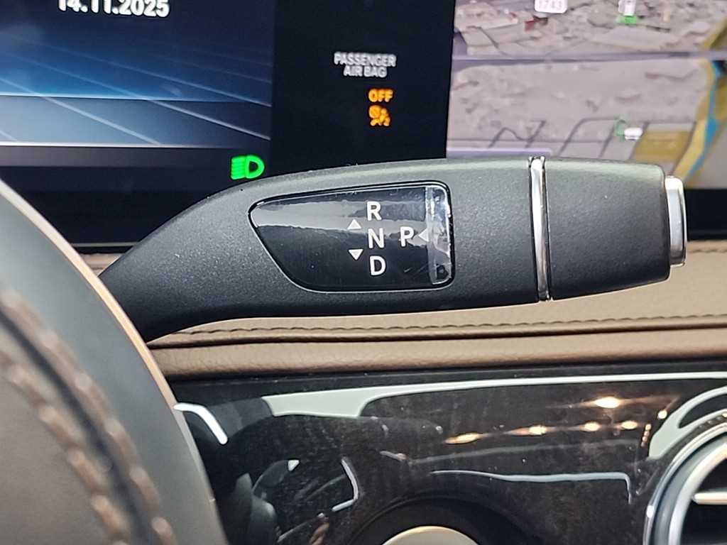 Mercedes Benz S Class - Vista 8