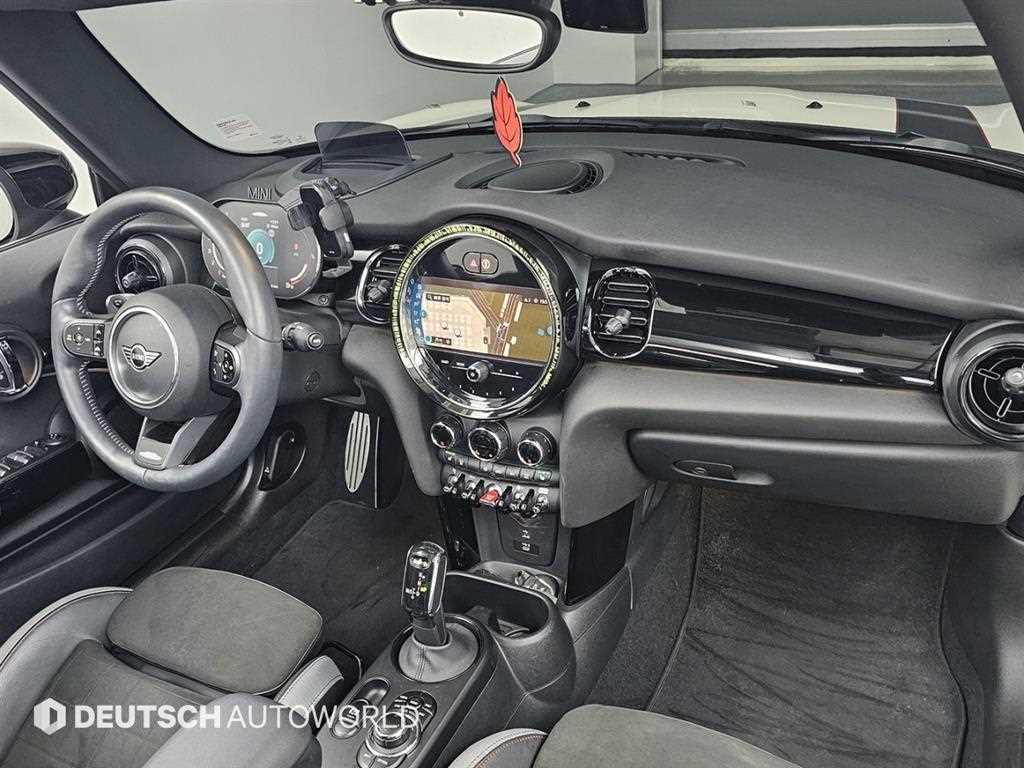 Mini Cooper Convertible - Vista 7