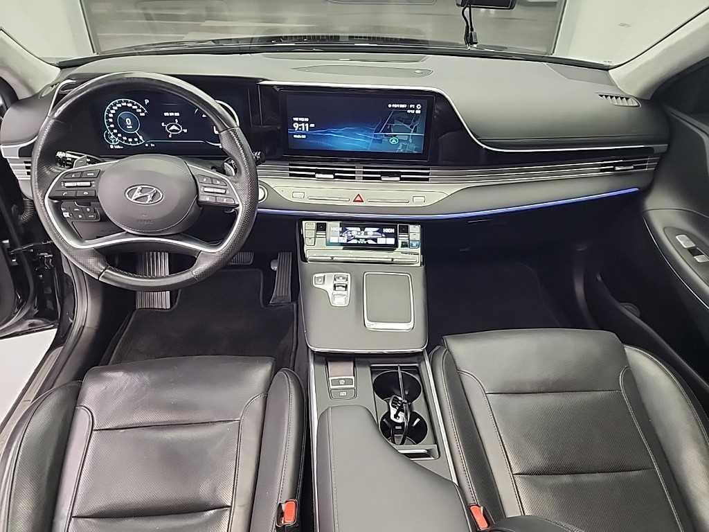 HYUNDAI Grandeur - Vista 7