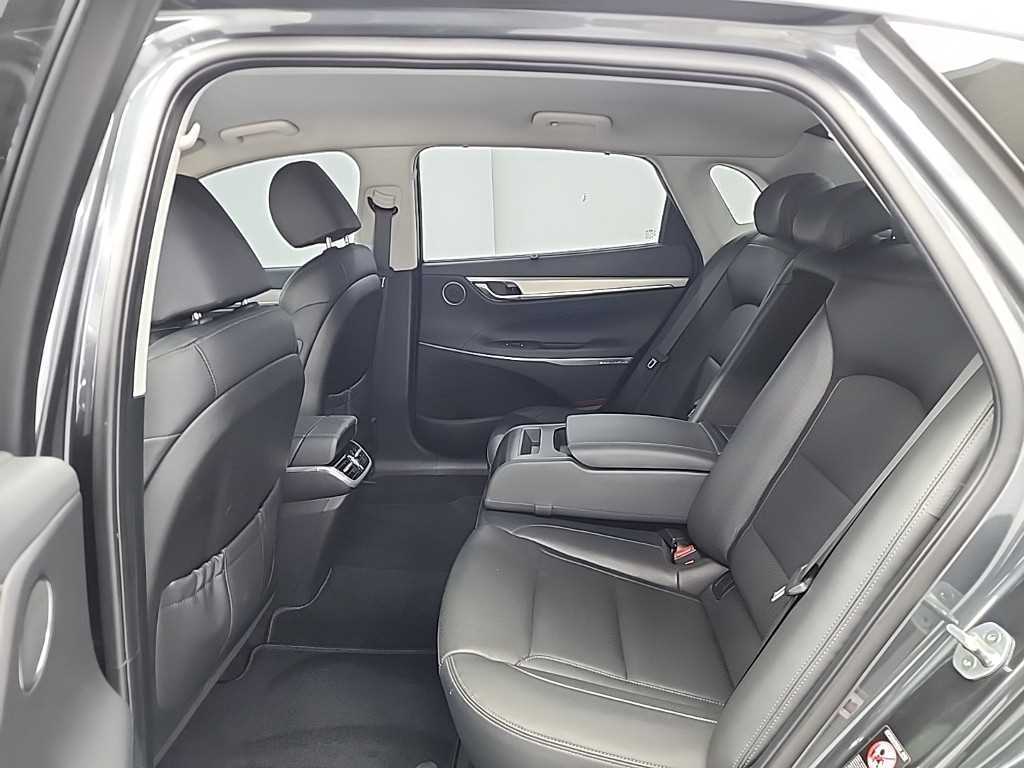 HYUNDAI Grandeur - Vista 12