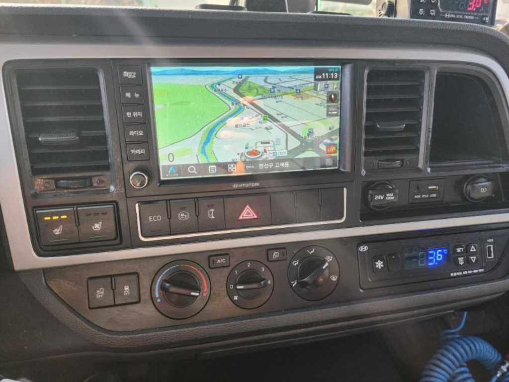 medium and large cargo truck - Vista 10