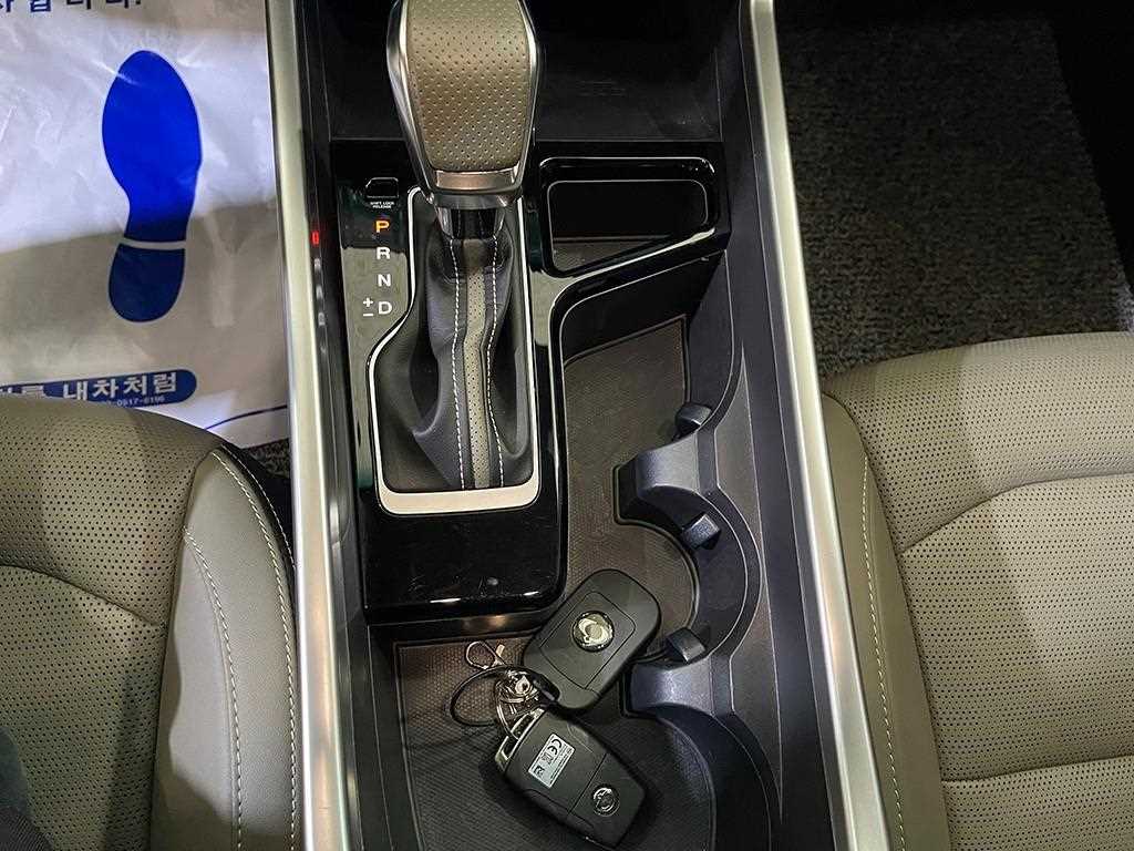 Ssangyong Torres - Vista 11