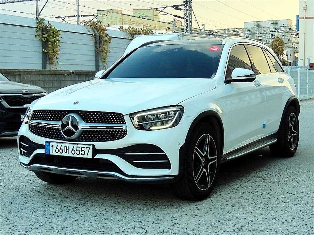 Mercedes Benz GLC Class - Vista 2