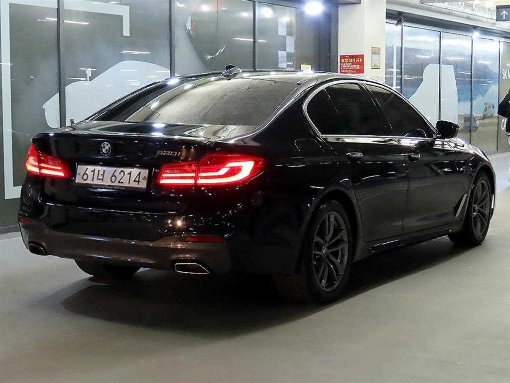 BMW 5 Series - Vista 4