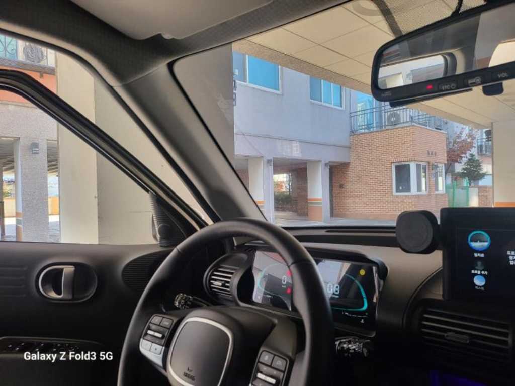 HYUNDAI Casper - Vista 4