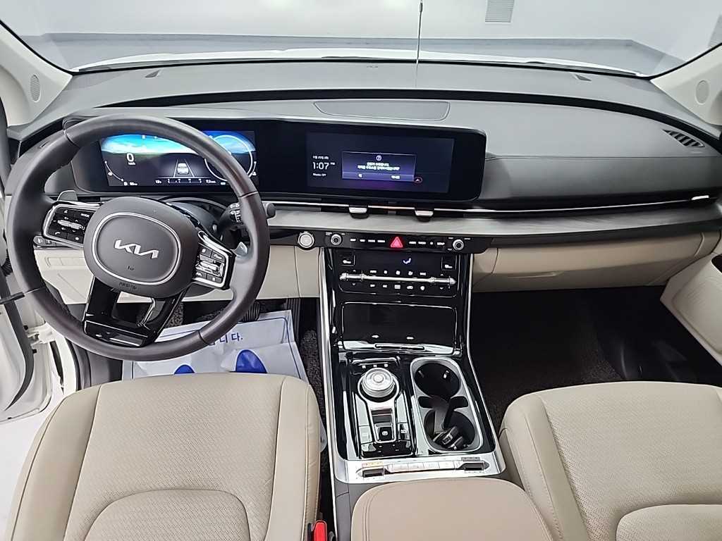 KIA Carnival - Vista 7