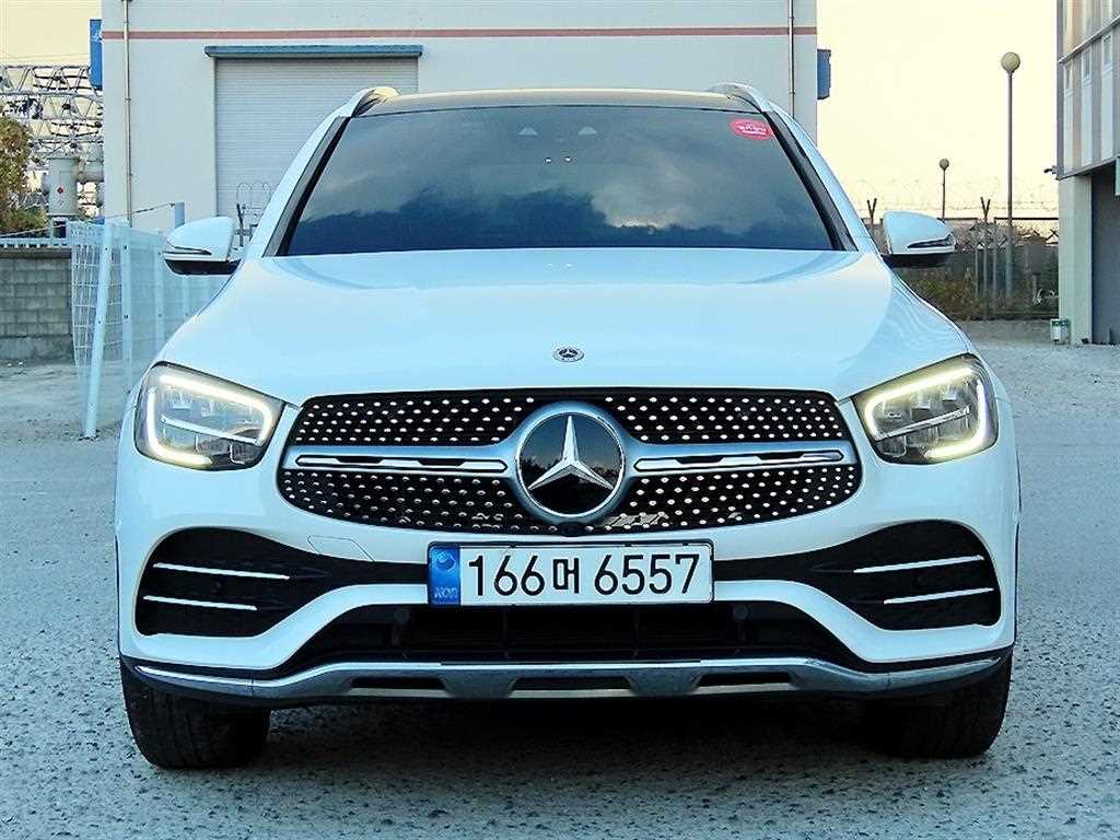 Mercedes Benz GLC Class 2022 Blanco - Importación desde Corea - HF Imports Iquique - Foto 1