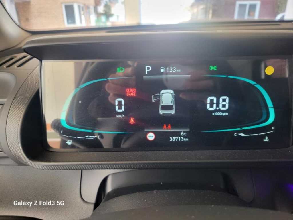 HYUNDAI Casper - Vista 3